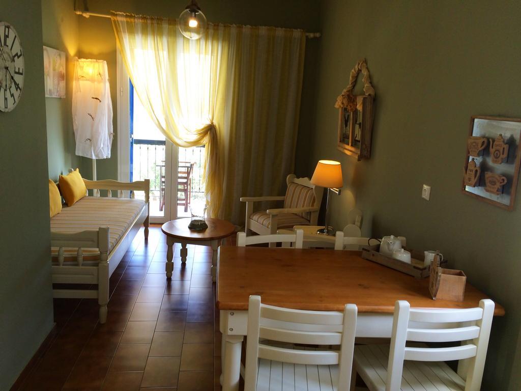 Kiki Apartments Fiskardo Oda fotoğraf